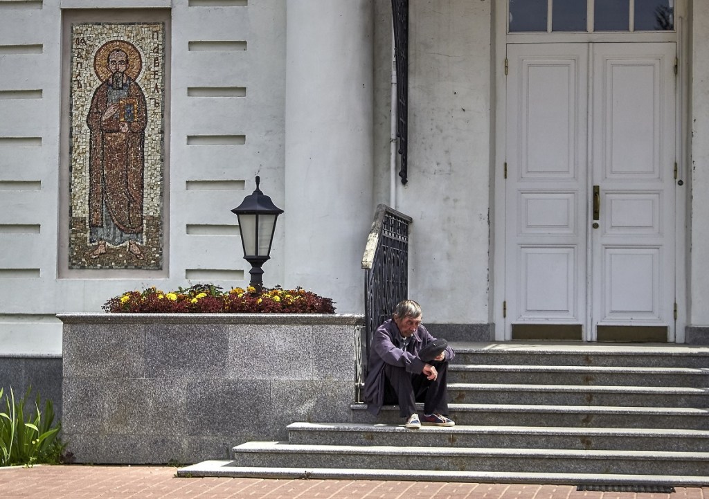 Both Beggar and&nbsp;Bishop